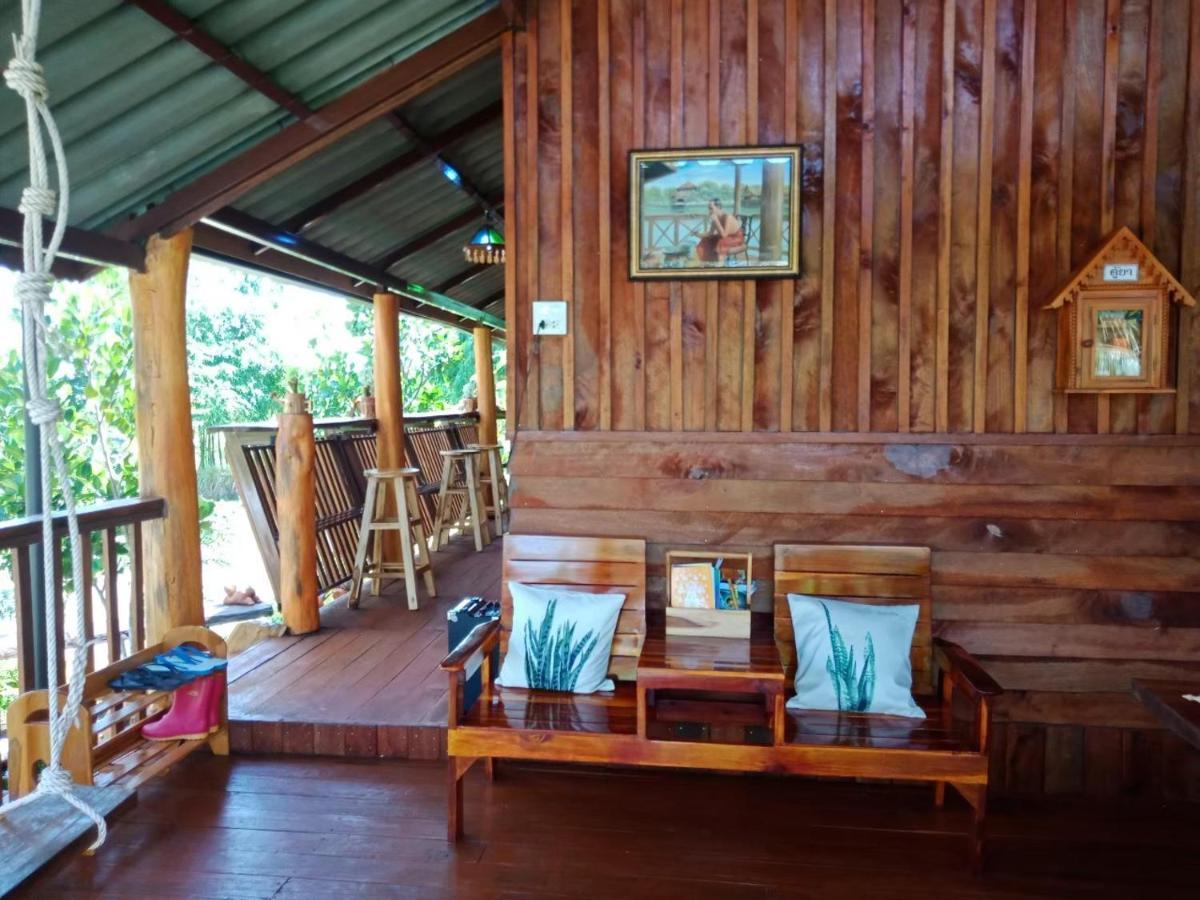 เรือนไทยใจสุขเอ๋ย Hotel Ban Bang Wa ภายนอก รูปภาพ