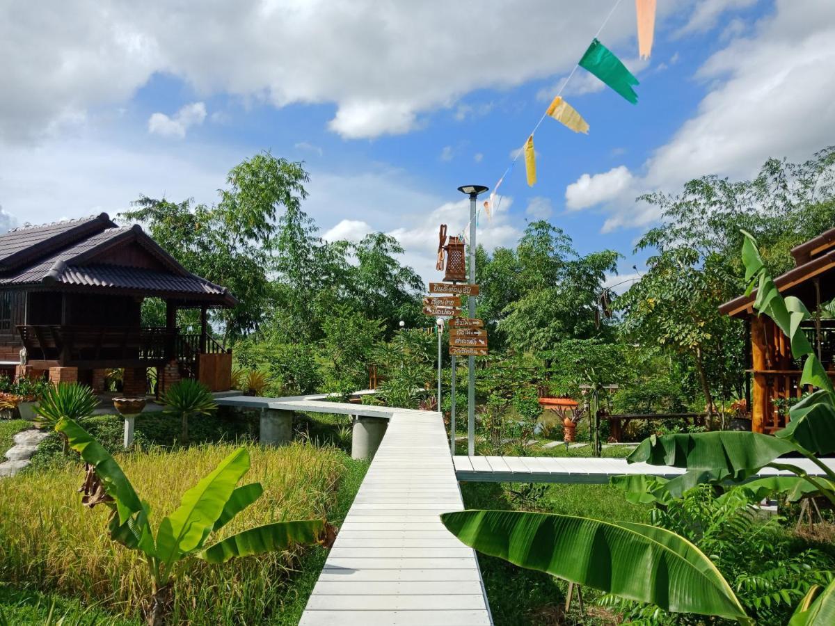 เรือนไทยใจสุขเอ๋ย Hotel Ban Bang Wa ภายนอก รูปภาพ