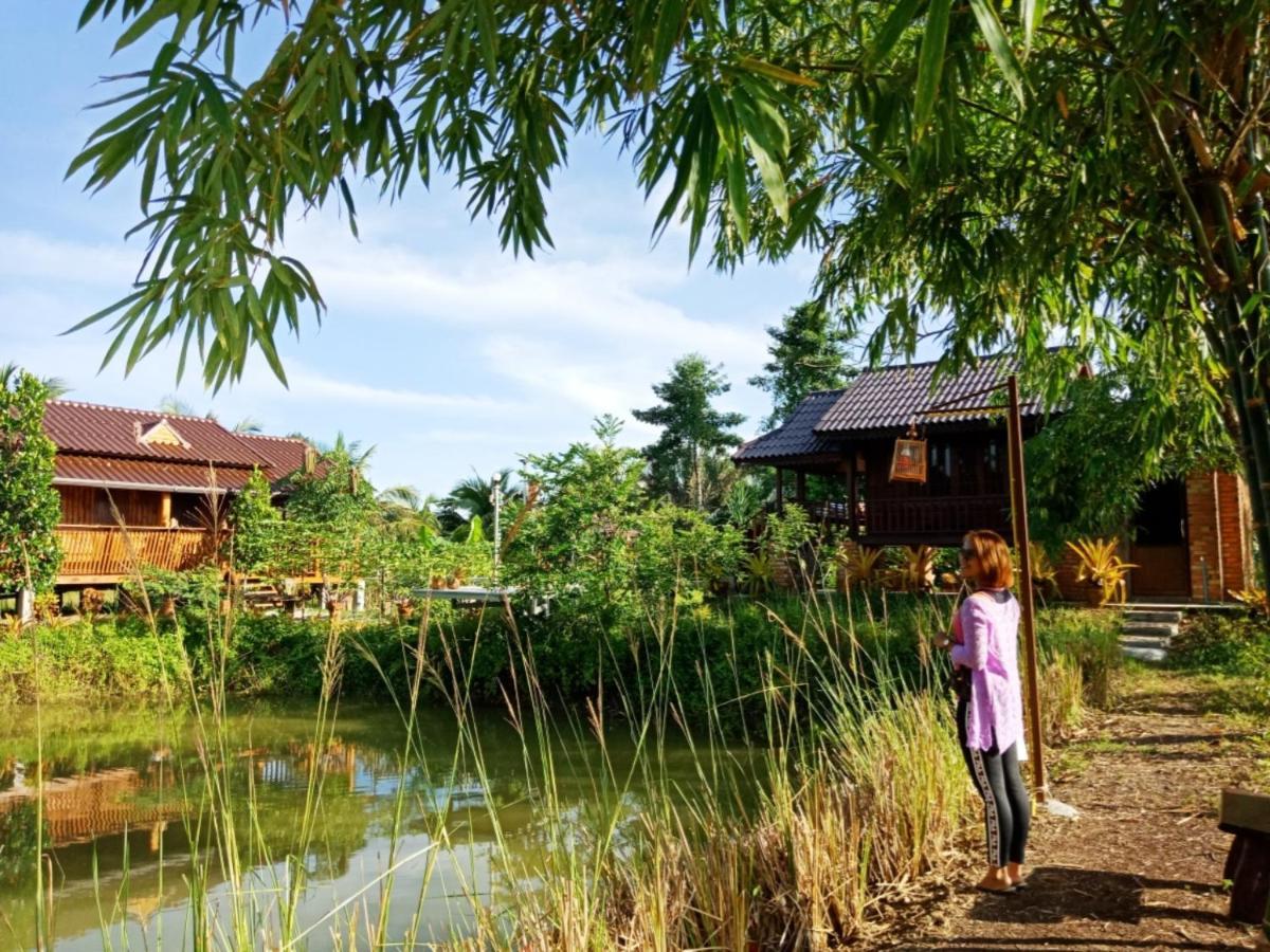 เรือนไทยใจสุขเอ๋ย Hotel Ban Bang Wa ภายนอก รูปภาพ
