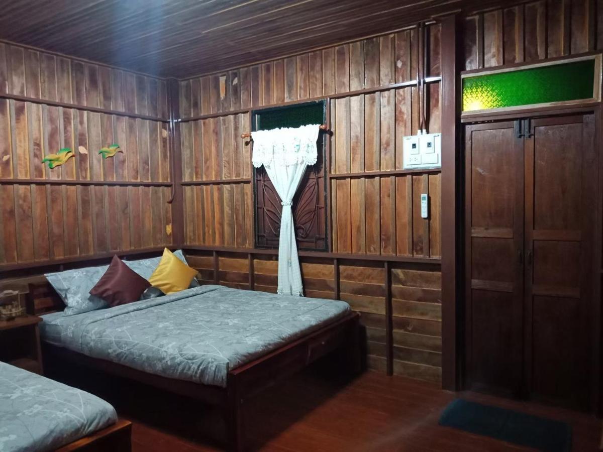 เรือนไทยใจสุขเอ๋ย Hotel Ban Bang Wa ภายนอก รูปภาพ