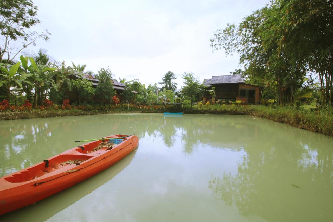 เรือนไทยใจสุขเอ๋ย Hotel Ban Bang Wa ภายนอก รูปภาพ