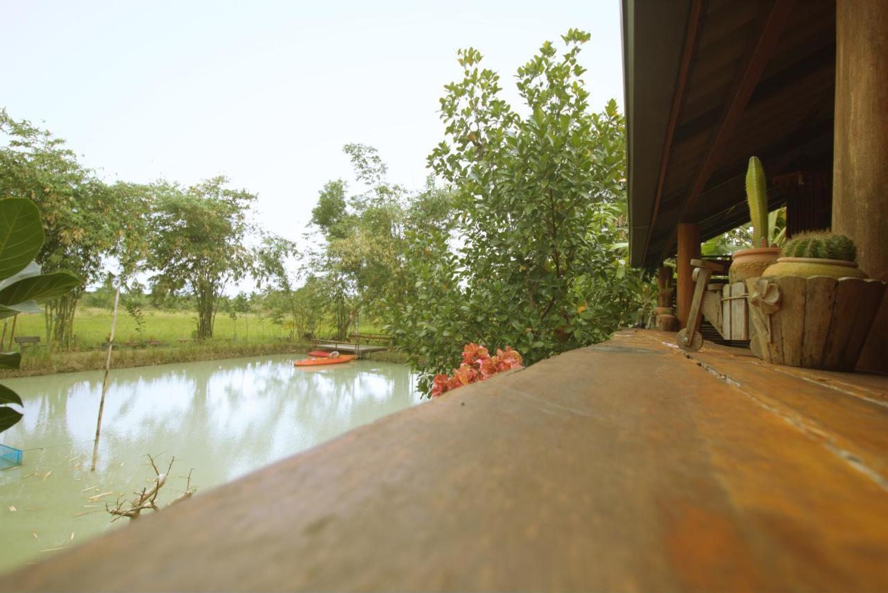 เรือนไทยใจสุขเอ๋ย Hotel Ban Bang Wa ภายนอก รูปภาพ