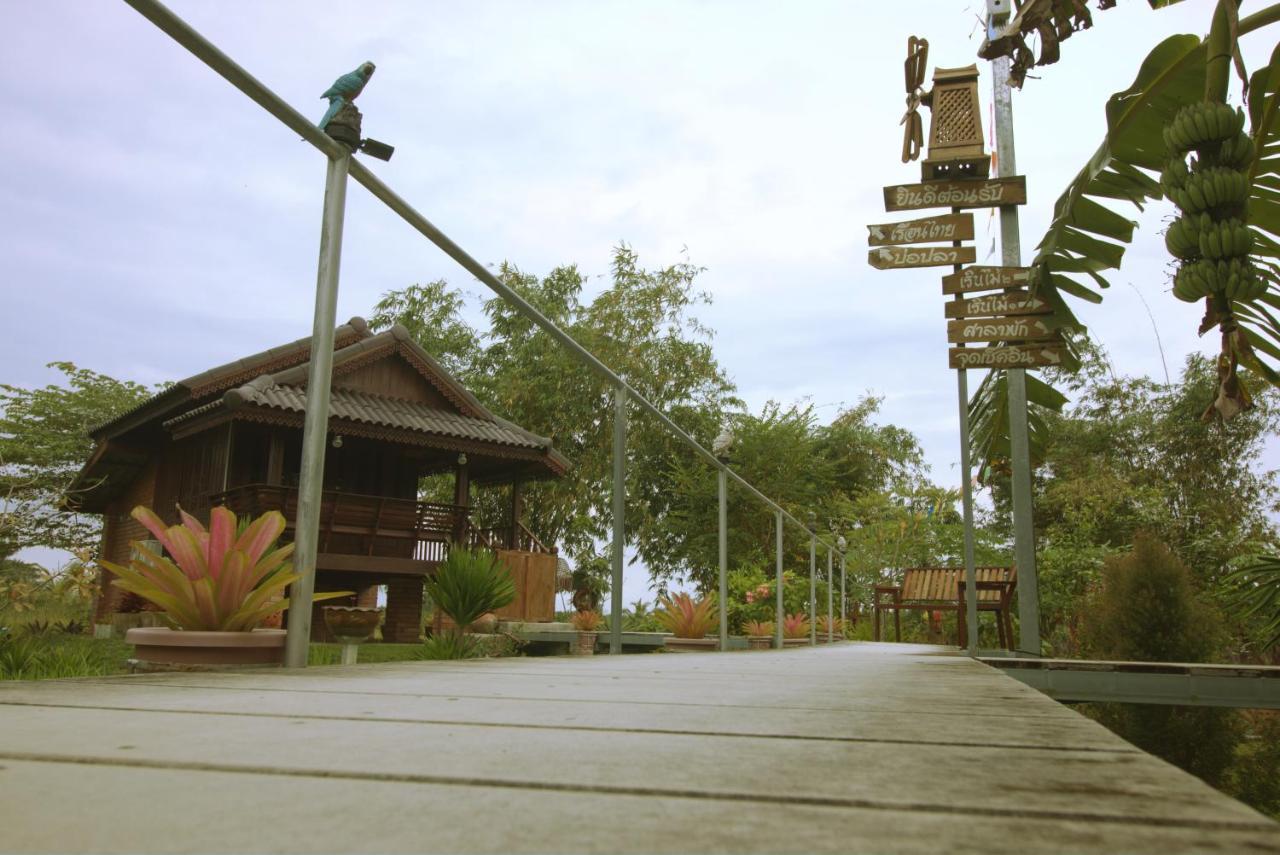 เรือนไทยใจสุขเอ๋ย Hotel Ban Bang Wa ภายนอก รูปภาพ