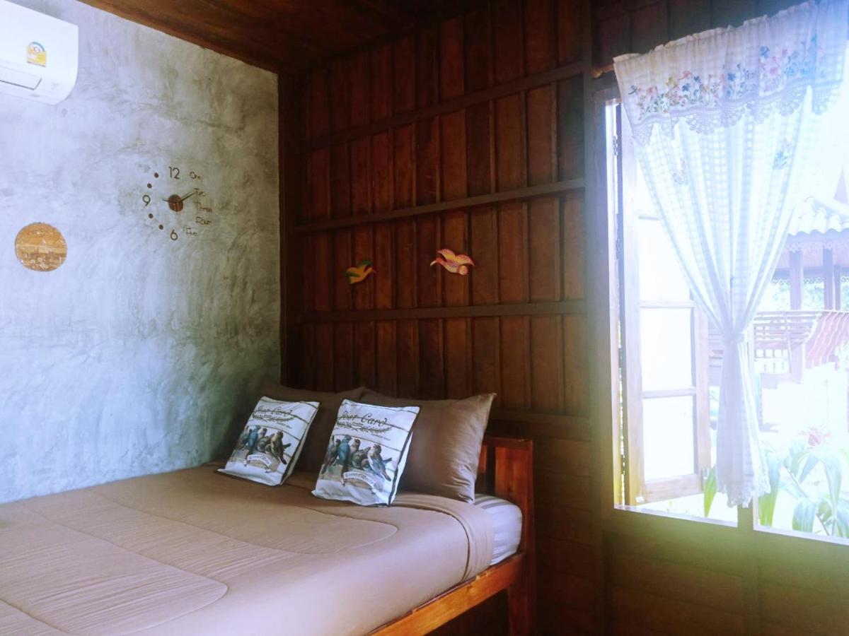 เรือนไทยใจสุขเอ๋ย Hotel Ban Bang Wa ภายนอก รูปภาพ