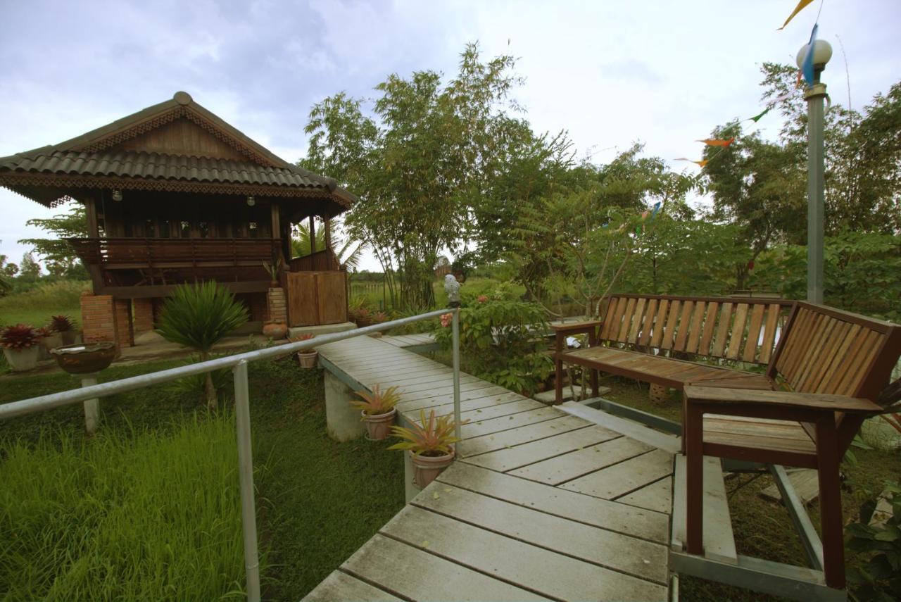 เรือนไทยใจสุขเอ๋ย Hotel Ban Bang Wa ภายนอก รูปภาพ